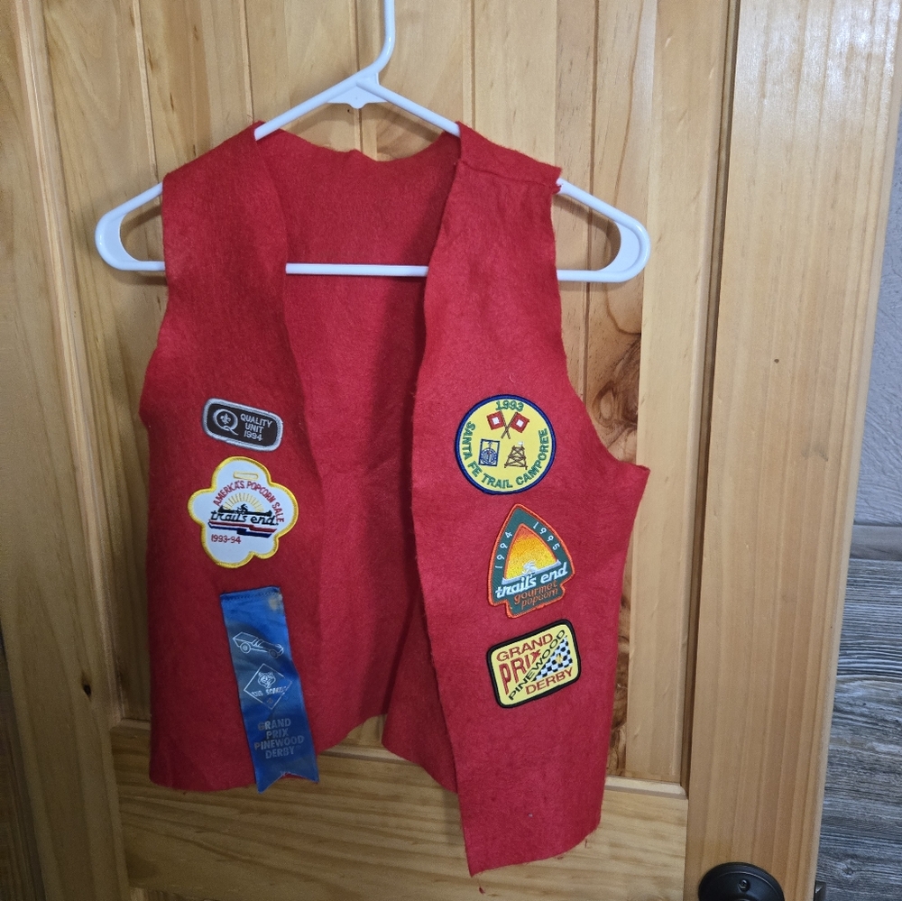 Vintage 1993/94  Boy Scouts of America Hand Made Vest with 5 patches & 1 ribbon